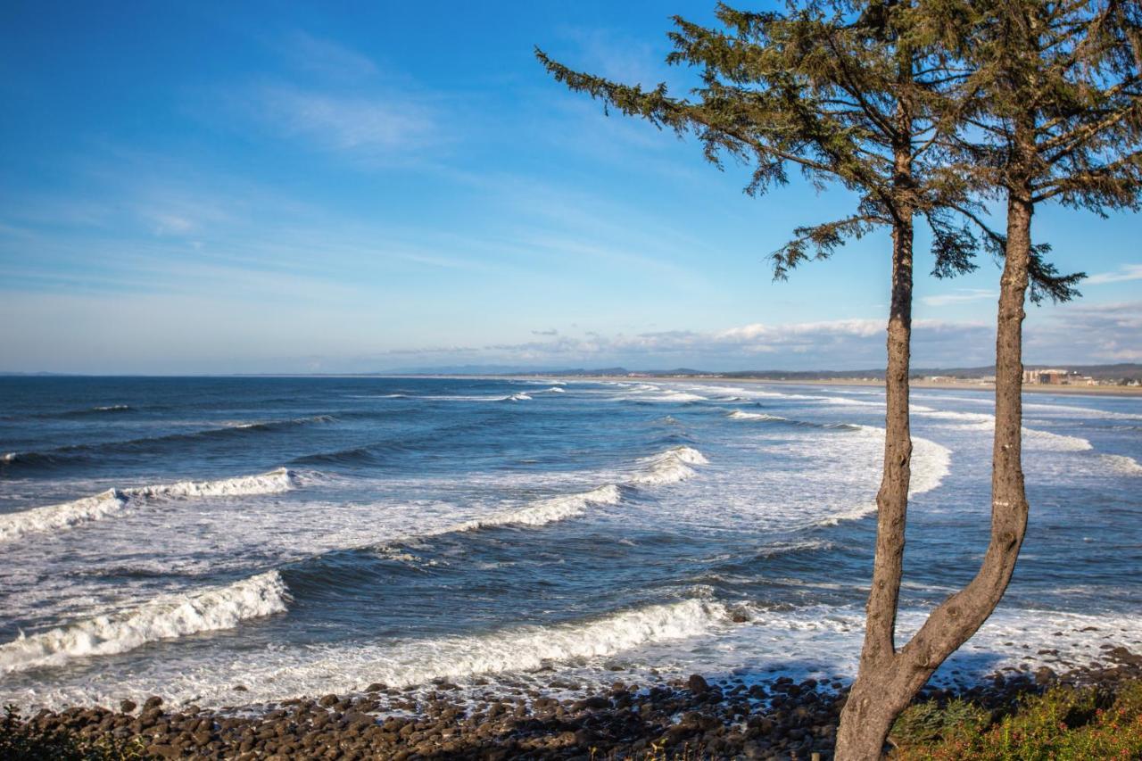 Spectacular Seaside Surf-View Home Exteriör bild